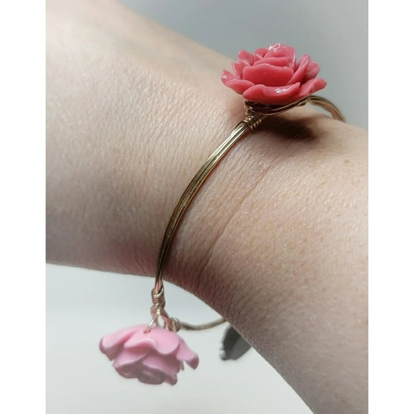 Roses Gold Toned WireWrapped Bangle - Picture 2 of 6